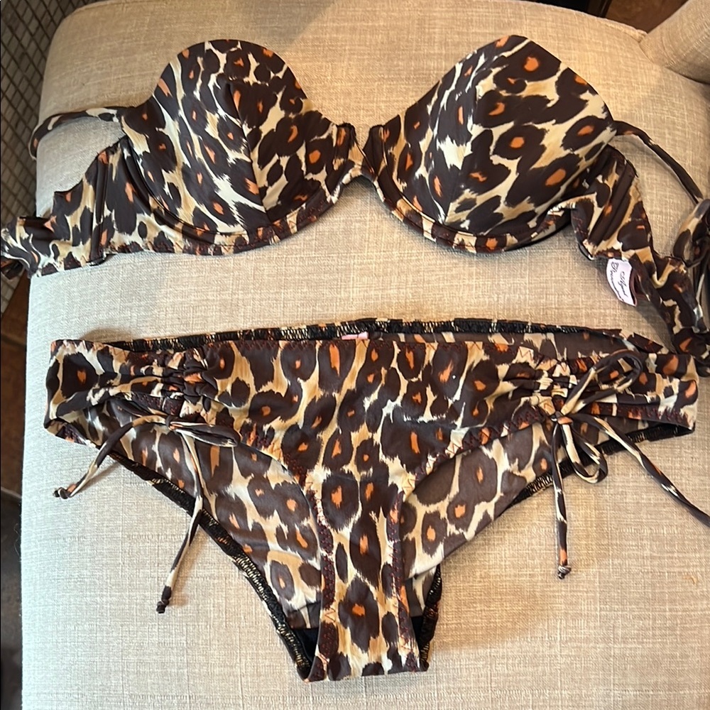 Agent Provocateur Leopard Print Bikini Bottom medium / top says 32 D